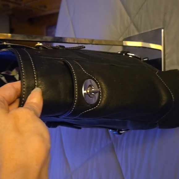 Coach Vintage Black Leather Gallery Tote 2008 - Picture 2 of 7